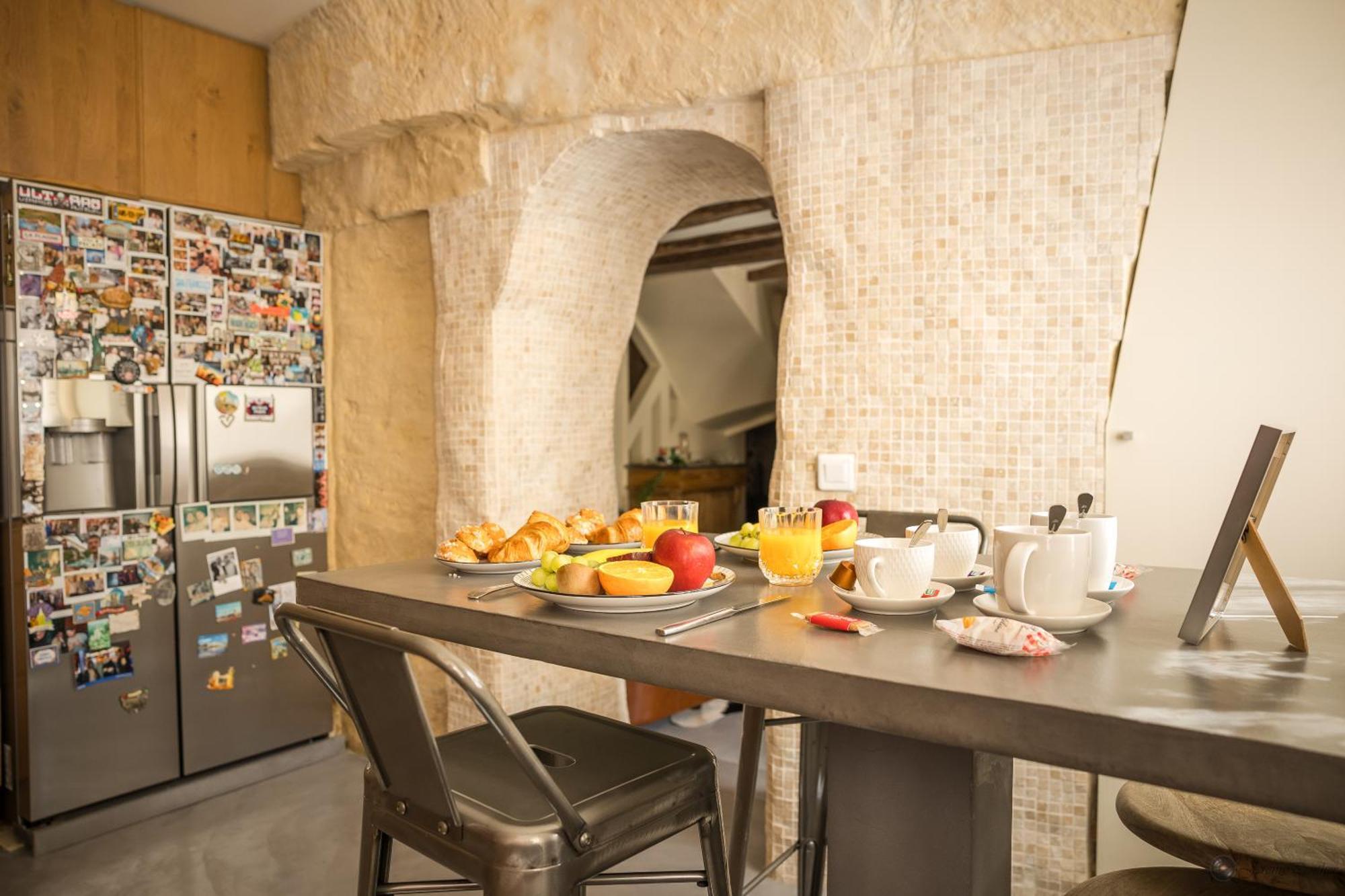 Chez Millouz - Triplex Semi-Troglodyte Apartment Pontoise Exterior photo